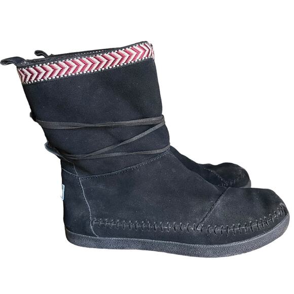 Toms Nepal Suede Boots - Picture 1 of 7